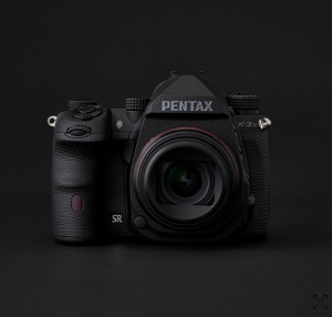 [정품]펜탁스 PENTAX K-3 Mark III Monochrome 흑백전용 이미지센서를 탑재한 흑백사진 전용 DSLR 카메라 / SDXC128GB + LCD필름 + 청소셋