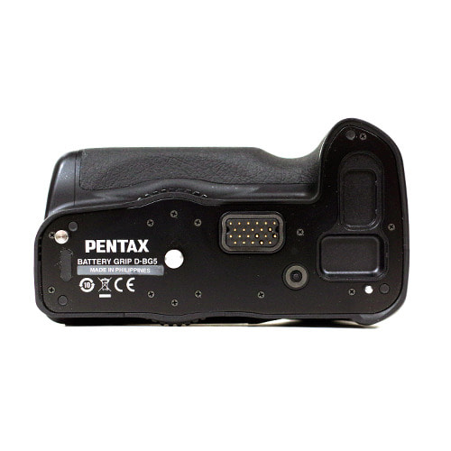 {판매완료}[중고]펜탁스 PENTAX D-BG5 / K-3, K-3 II 전용 세로그립 / 배터리포함